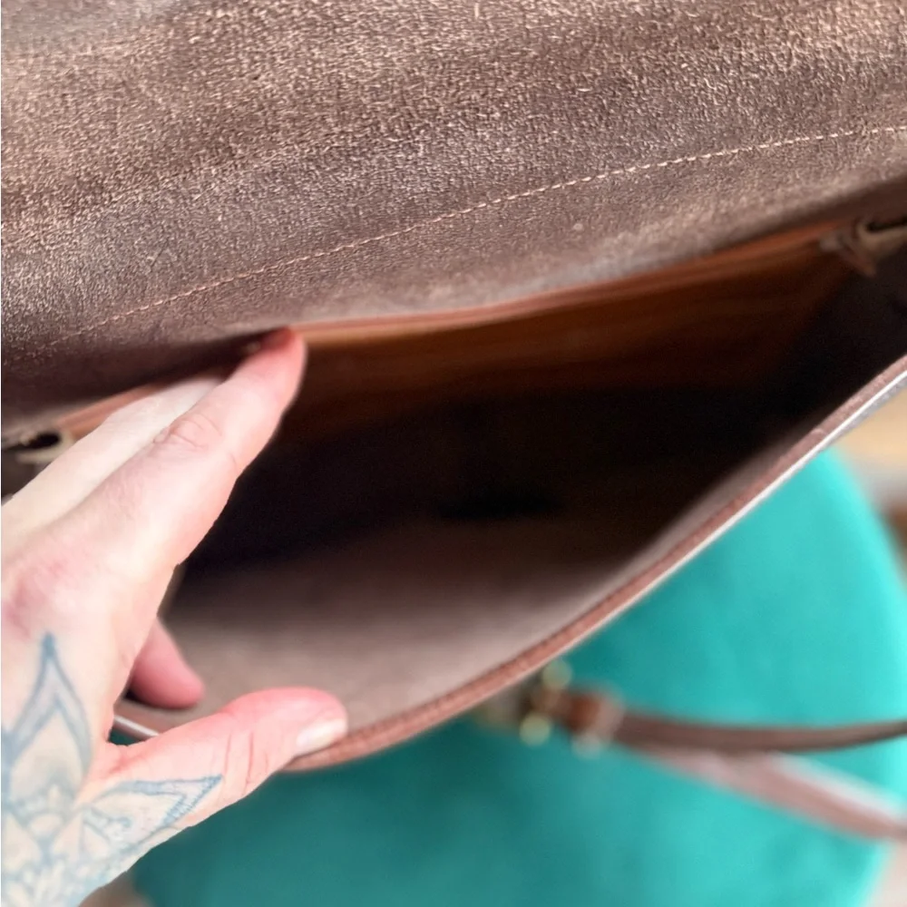 Vintage Dooney & Bourke Carrier Leather Bag